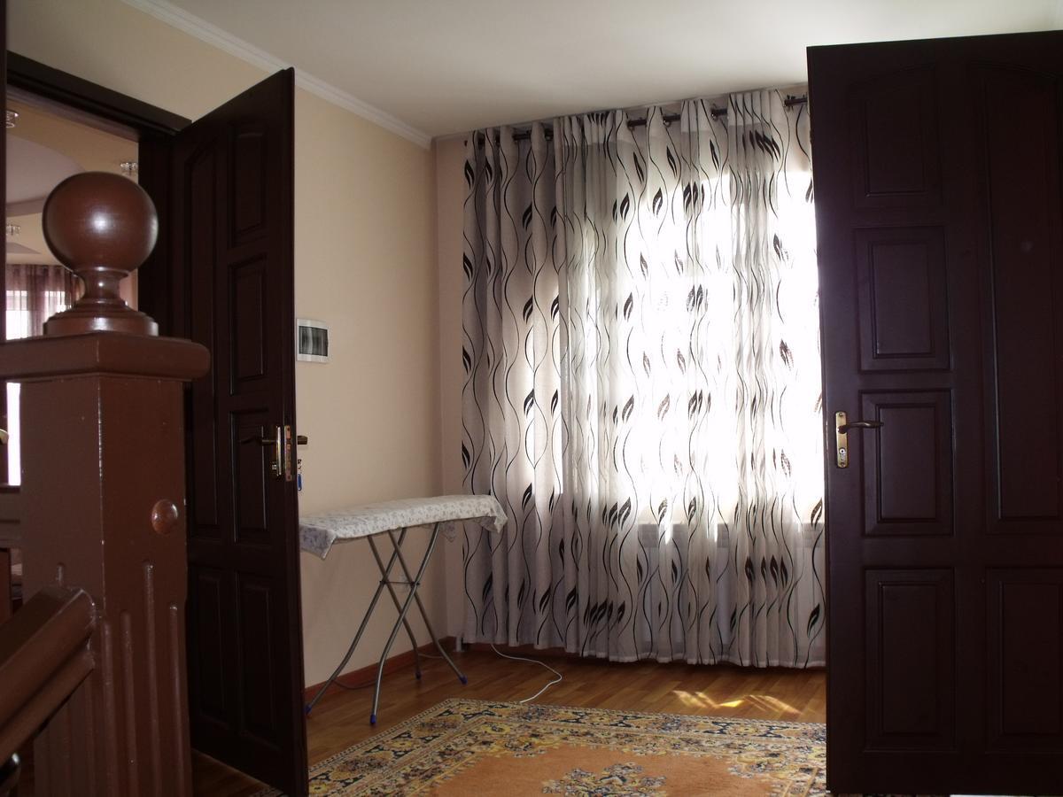 بيت شباب فيزيت أوش المظهر الخارجي الصورة